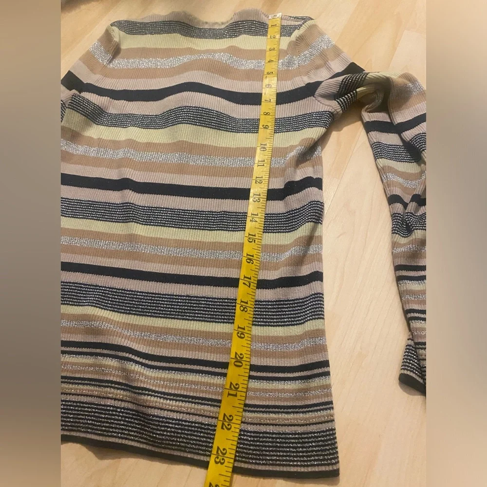 Vintage CHANEL 2001 Striped Knit Camellia Sweater - Picture 3 of 11